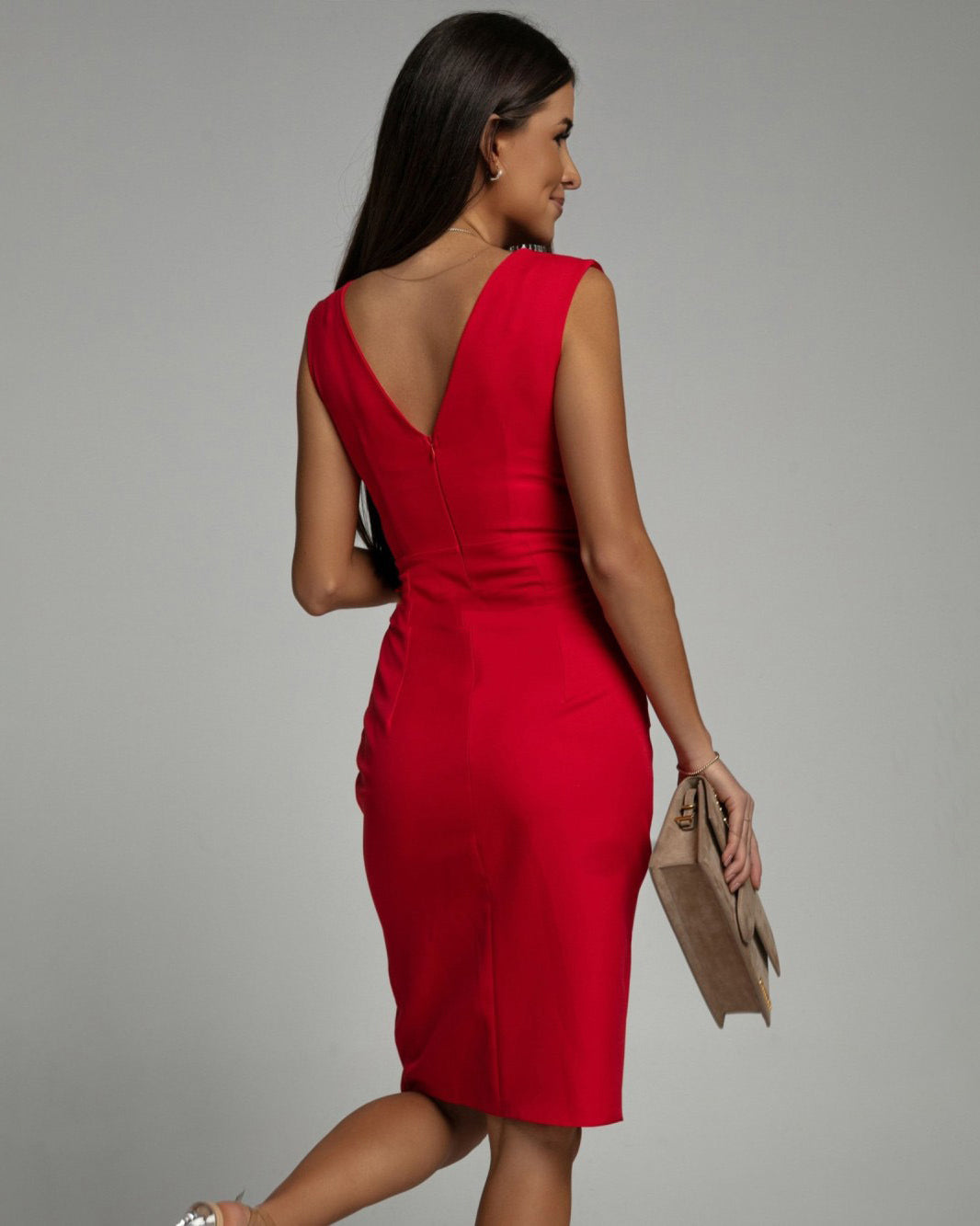 Fresia | Elegant Fitted Dress with V-Neckline