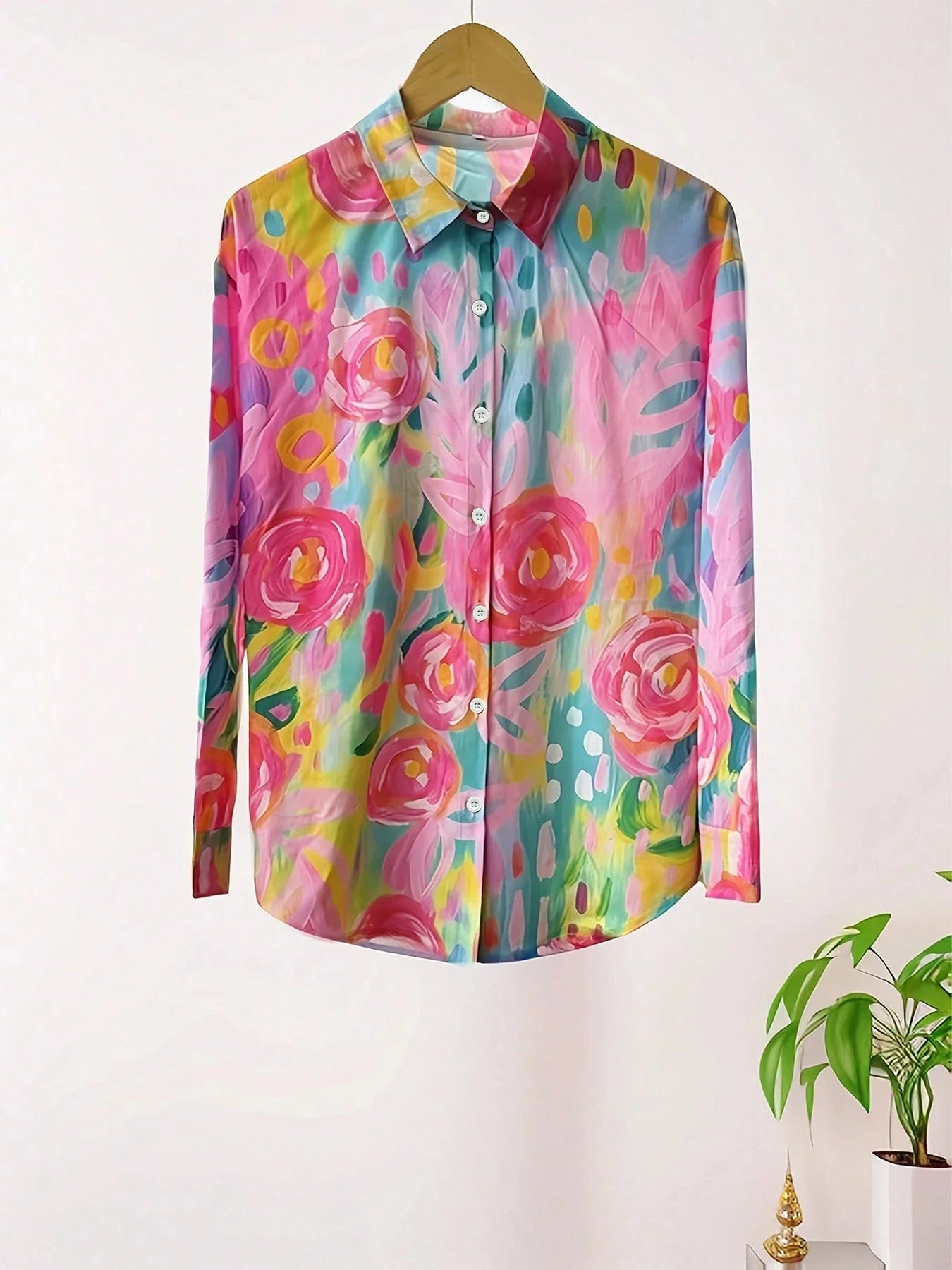 Annika | Colorful Blouse with Playful Print