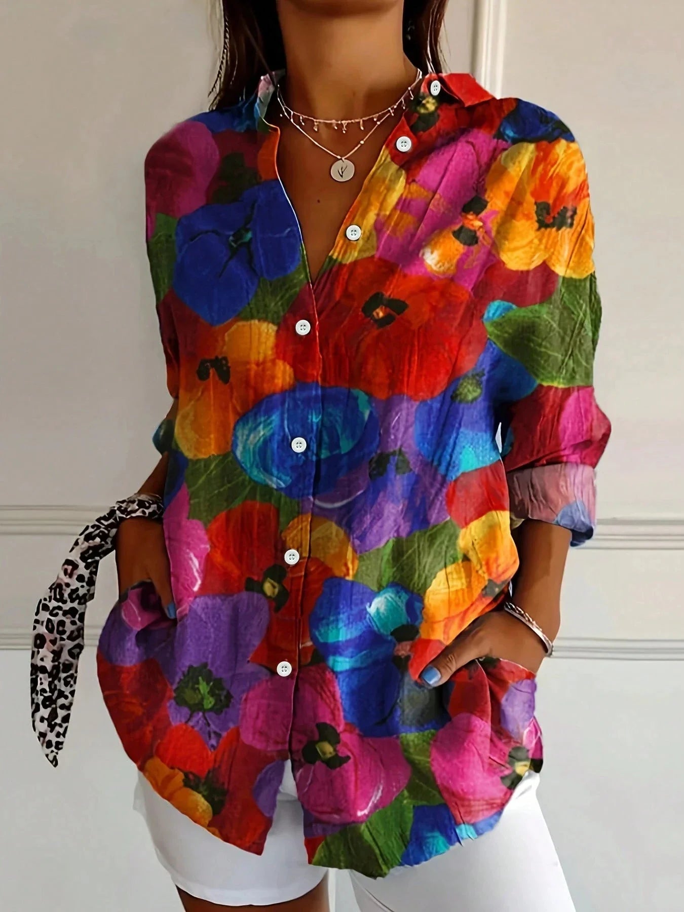Annika | Colorful Blouse with Playful Print