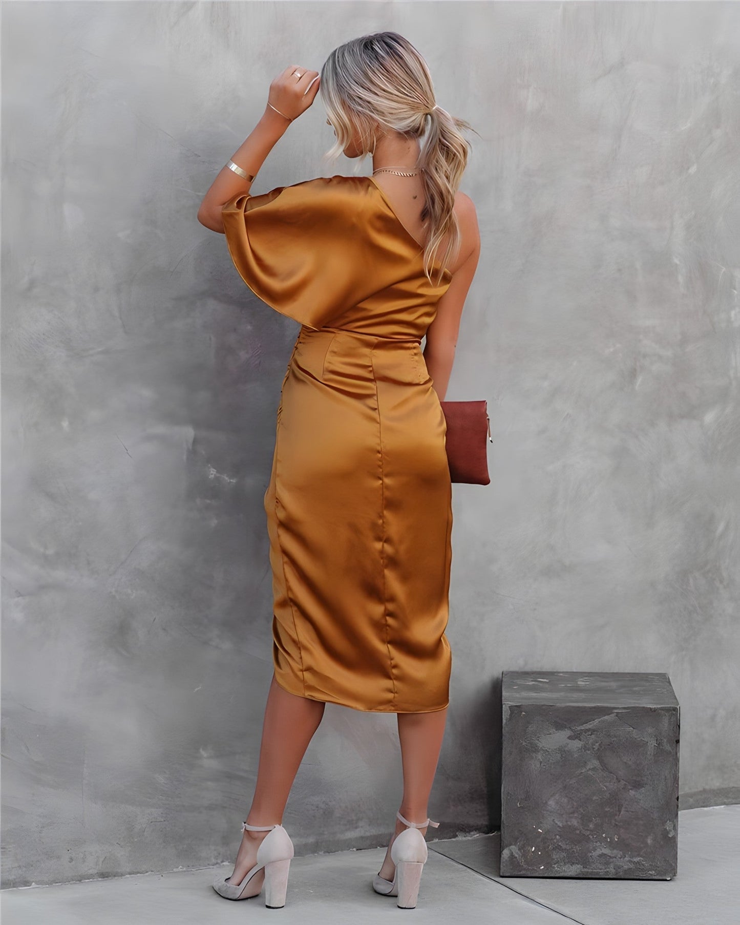 Orla | Elegant Silk Party Dress