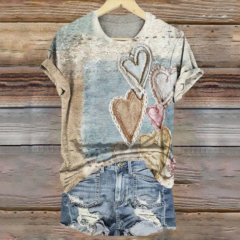 Nicole | Vintage Heart Print T-Shirt