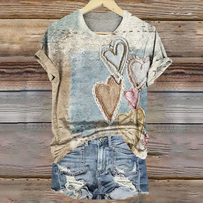 Nicole | Vintage Heart Print T-Shirt