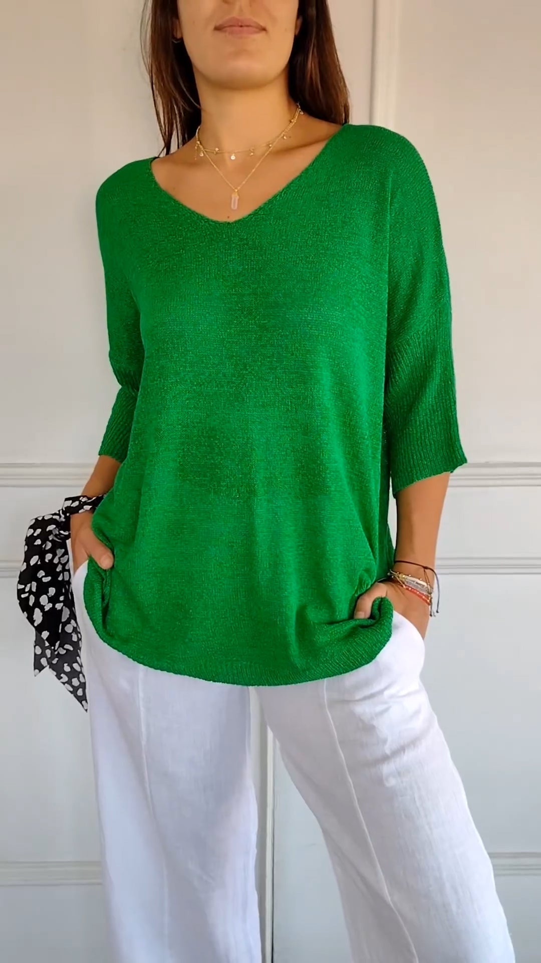 Elowen | Plain Knitted Top with V-neckline