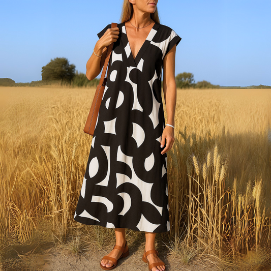 Sarah | Elegant Flowy V-Neck Dress