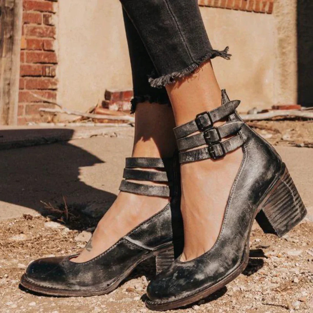 Alina | Vintage Pumps